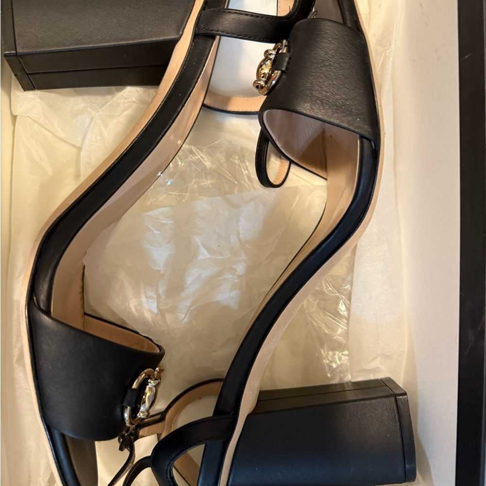 Gucci Black Heeled Sandals with Gold Horsebit accent - Picture 9 of 11